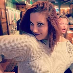 Meet your Posher, Zoë